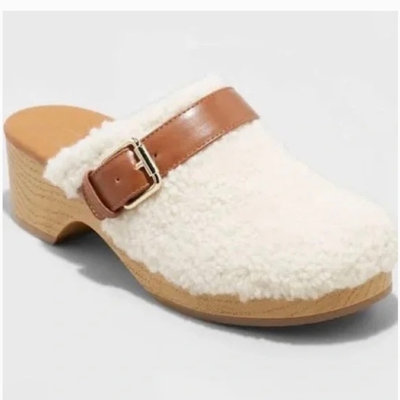 Universal Thread Indra
Heels Cream Sherpa new - Picture 4 of 5